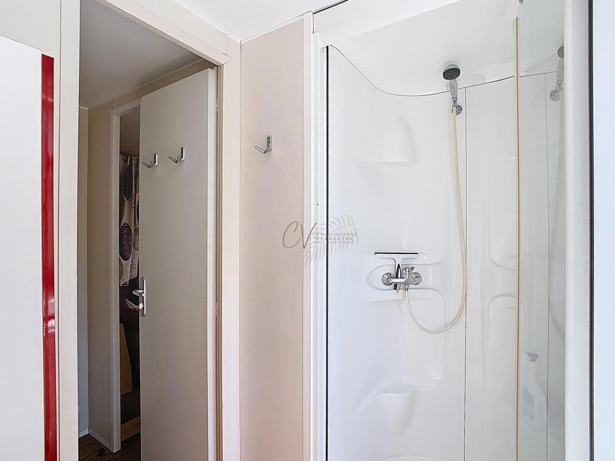 Grand Mobil Home 3Chbr 2Sdb Camping La Carabasse Vias Esterno foto